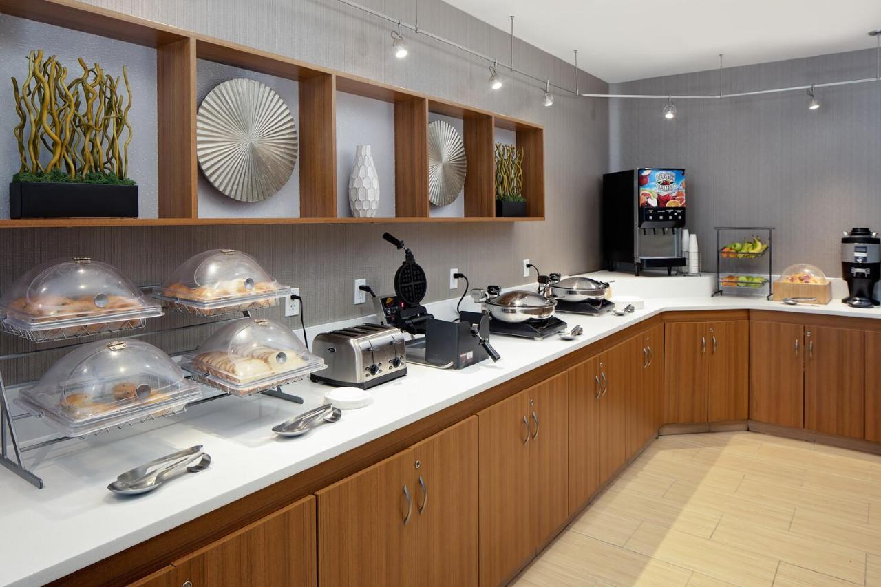 Springhill Suites By Marriott Detroit Metro Airport Romulus Exterior photo